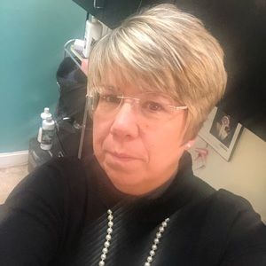 Meet your Posher, Paula